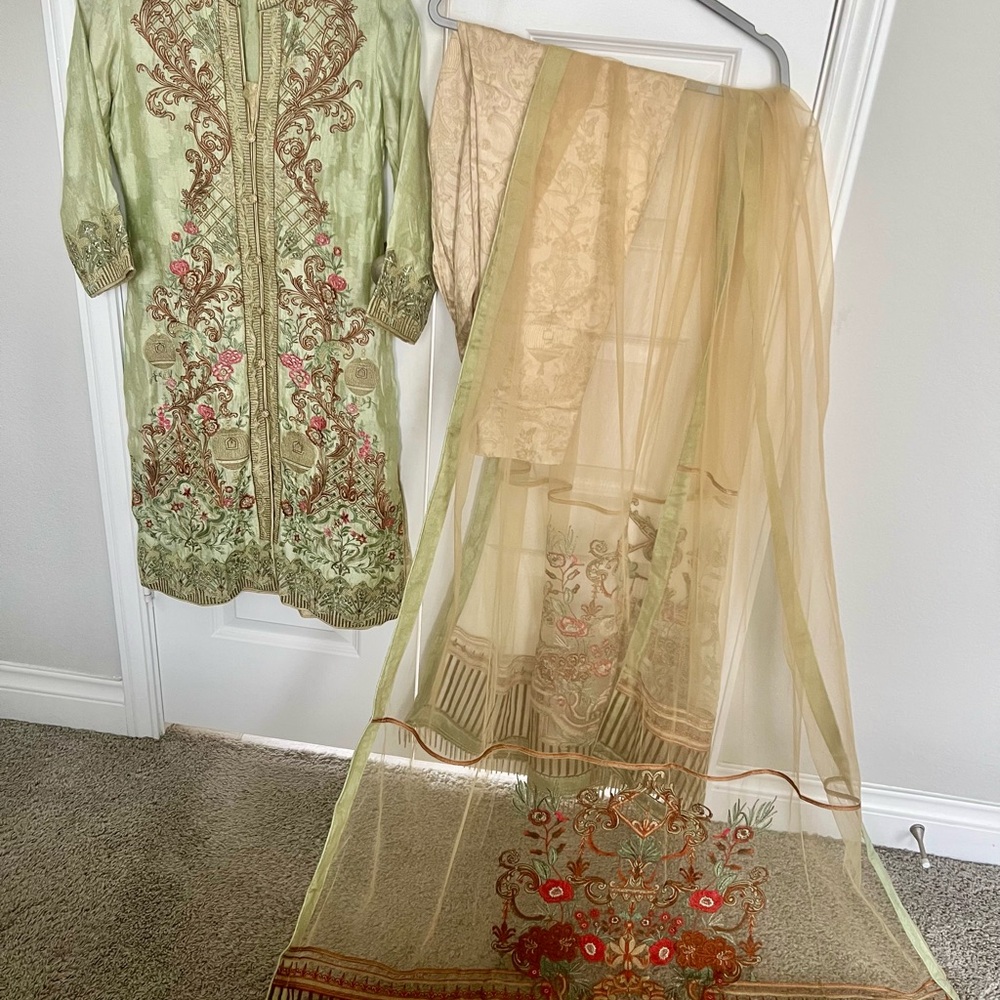 Floral Embroidered Green and Beige Kurta Set
